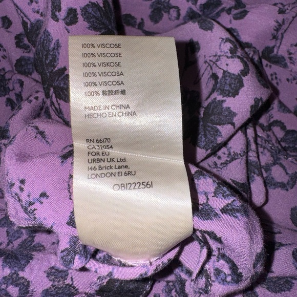 PILCRO Anthropologie Romy Button Down Purple Floral Size XLP - Picture 13 of 14